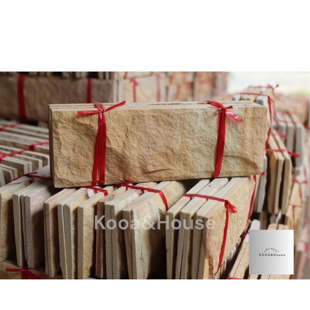 หินทรายธรรมชาติ สีเหลืองลาย ติดผนัง ปูเสาปูพื้น ขนาด 10x30 cm.