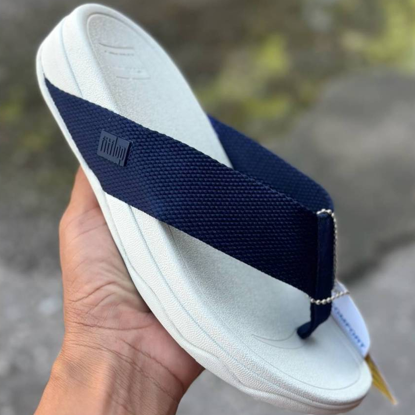 รองเท้าแตะผู้ชาย ผู้หญิง Fitflop รองเท้าเพื่อสุขภาพ แบบสวมตรงปก 100% ส่งของทุกวัน