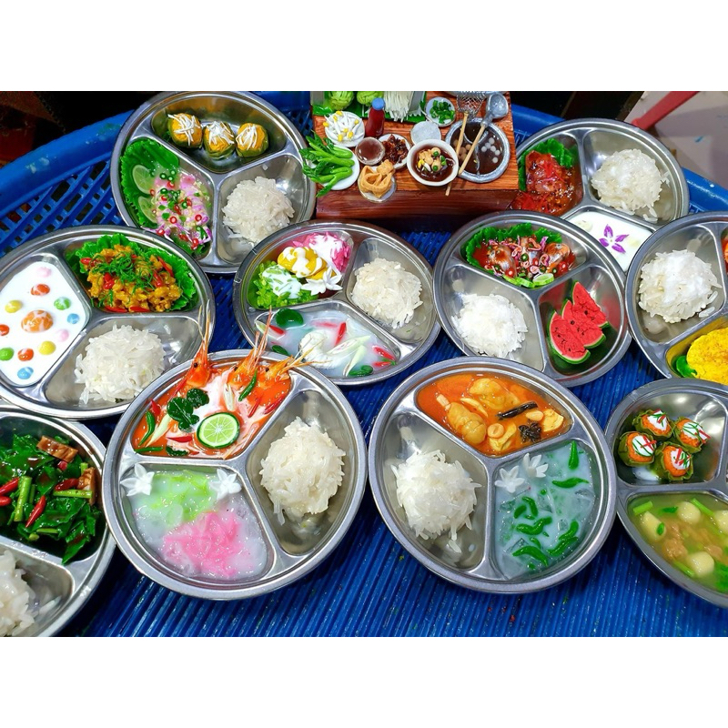 อาหารถาดหลุมจิ๋ว งานปั้นจากดินไทย(เลือกเมนูแล้วทักมาบอกนะคะ)ขนาด4นิ้ว