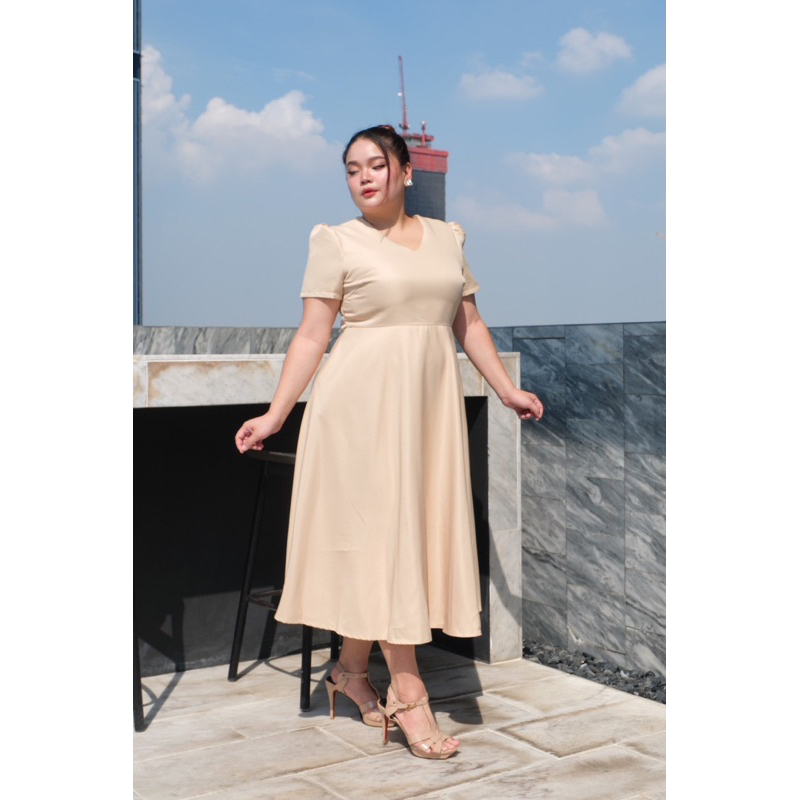 Lady dress ชุดไปงานเรียบหรู ผ้าหนา อยู่ทรงสวย