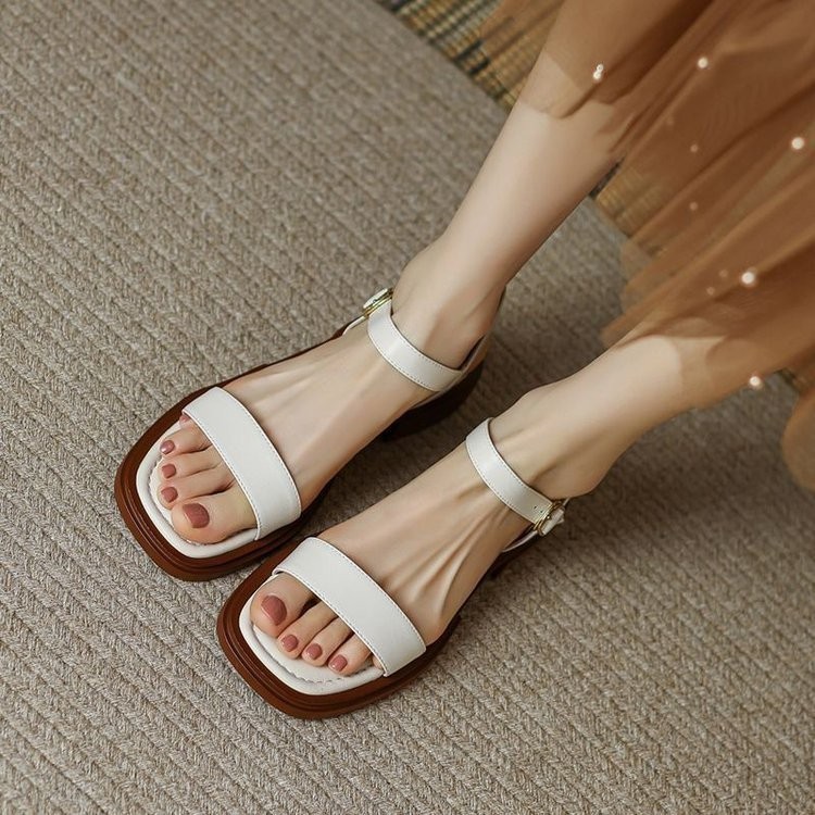 รองเท้าแตะสตรีสไตล์เรโทร แบน เปิดนิ้วเท้า กันลื่น สวมใส่สบาย ไซส์ 35-42