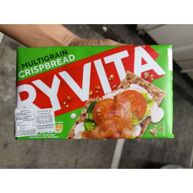 Ryvita Multi Grain ข้าวไรย์ ผสมบัควีต ถั่วเหลือง,งา,เมล็ดลิน ชนิดแผ่น ไรย์วิต้า 250กรัม  ราคาสุดฟิน