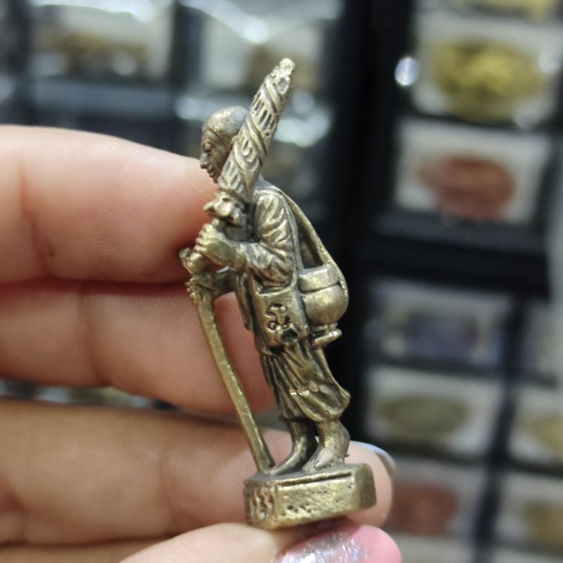 พระสิวลีเดินดงมหาลาภงานทองเหลืองเก่าขนาด 3 เซนติเมตรผ่านพิธีปลุกเสกแล้ว - รูปที่ 2