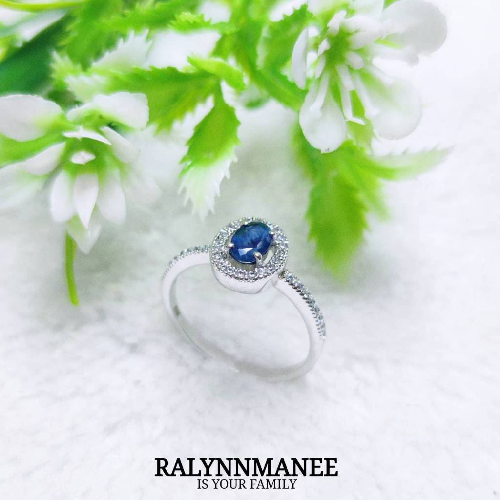 D6409 แหวนพลอยไพลินแท้ ( Natural Blue Sapphire ) ตัวเรือนเงินแท้925 ชุบทองคำขาว ไซส์53,ไซส์59 แก้ไซส์ฟรี