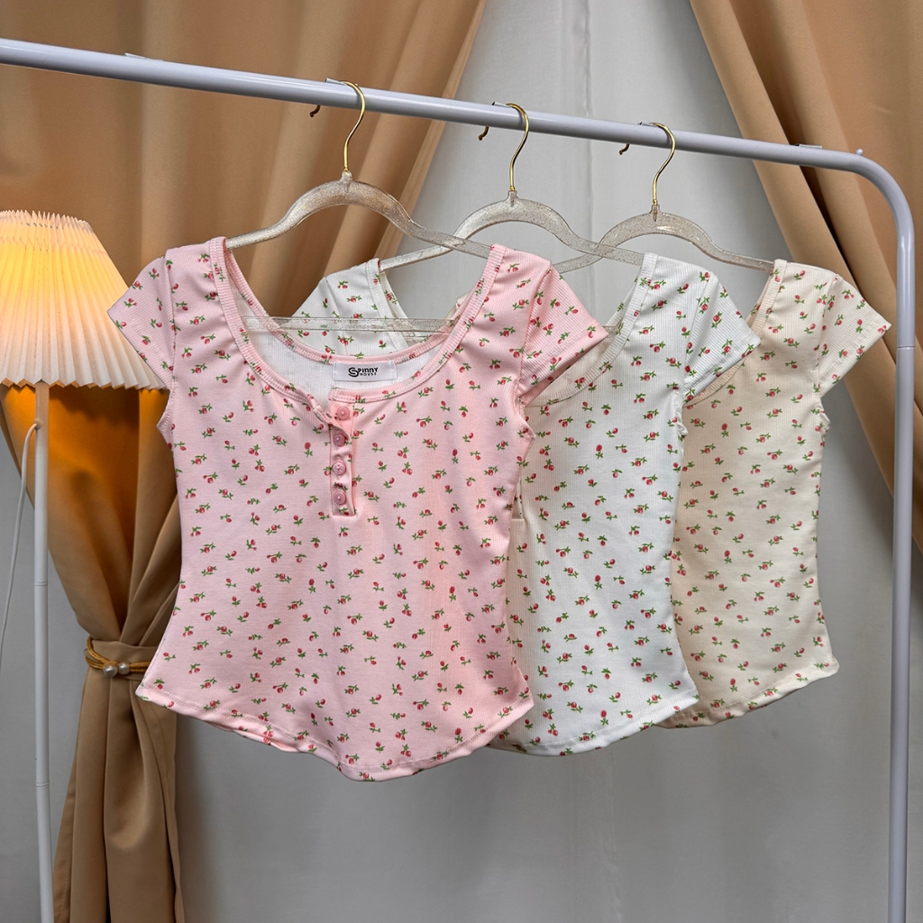 เสื้อยืดแขนสั้น ครอปBABYTEE ลายดอกไม้น่ารัก 🐰 ดีเทลติดกระดุม  ผ้ายืดเยอะใส่สบาย  รุ่น ส้มเช้ง - รูปที่ 2