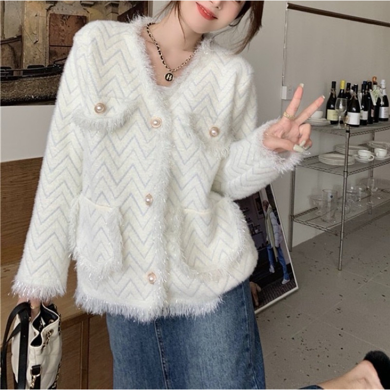 เสื้อกันหนาวไหมพรมสไตล์เรียบหรูดูแพงราคาถูกมาก เนื้อผ้านิ่มใส่สบายมาก