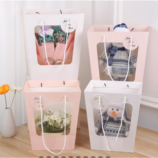 🌷BOX🌷พร้อมส่ง ถุงกระดาษเจาะหน้าใส ถุงของขวัญ ทรงถัง ใส่ตุ๊กต…