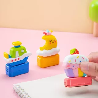 ตรายางสั่งทำ ตรายางแฟลช ขนาด 1.3x3.5cm. ตรายางหมึกในตัว ตรายางปั๊มชื่อ ราคาถูก แฟลช สินค้าพร้อมส่ง