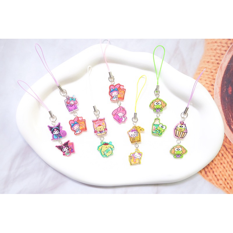 สายคล้องโทรศัพท์มือถือ ขนม Sanrio โฮโลแกรม ไซส์ S สินค้าพร้อมส่ง (ของฝาก ของแถม ของจีบลูกค้า)