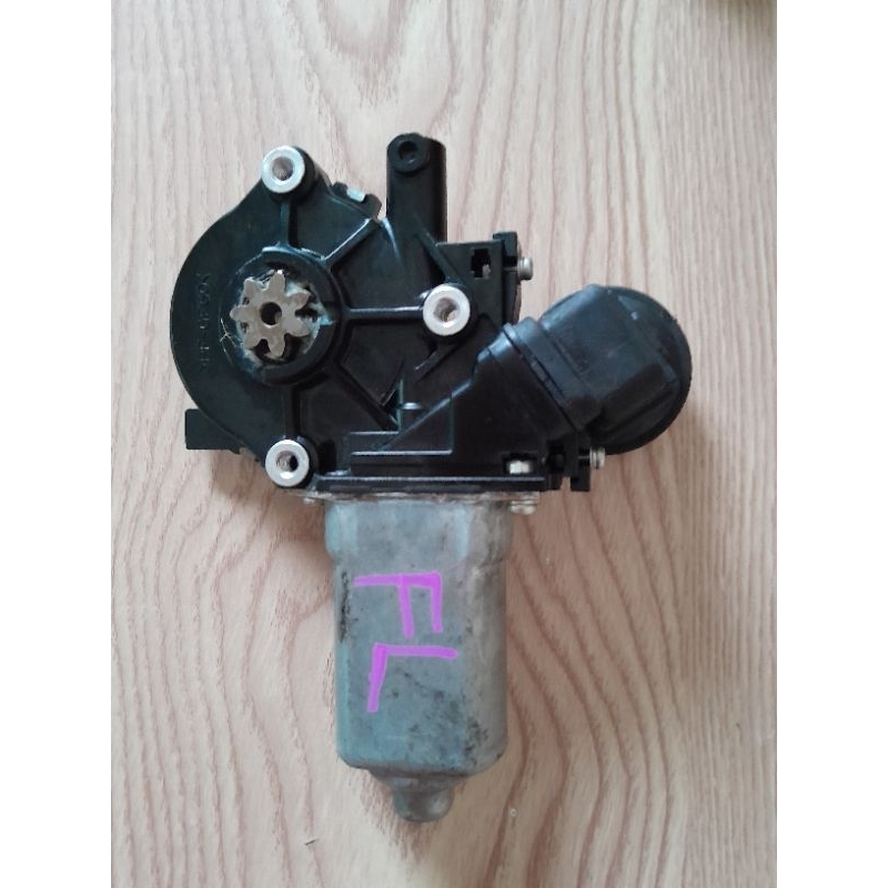 มอเตอร์กระจกไฟฟ้า หน้าซ้าย โตโยต้า แคมรี่ ACV30 FL TOYOTA CAMRY ACV30 สายไฟ6เส้น