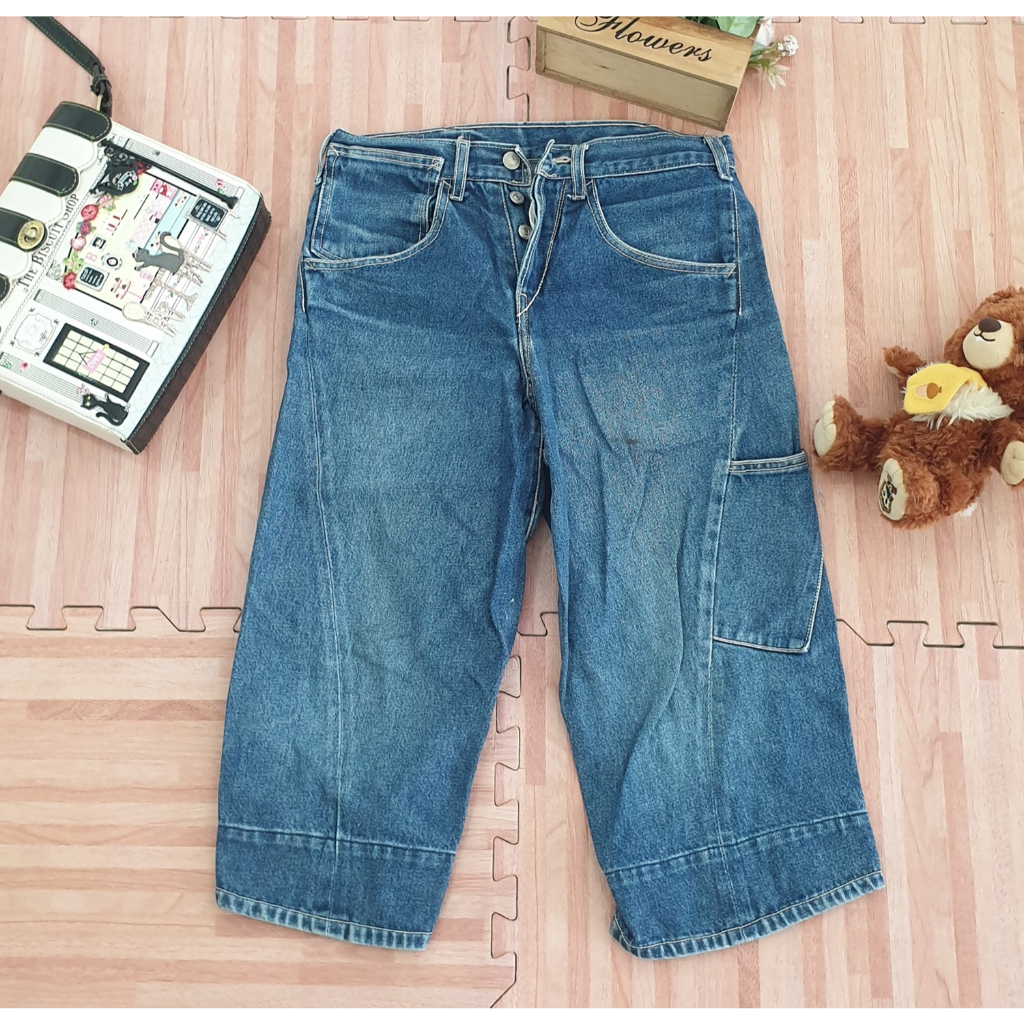 กางเกงยีนส์ เอว 28 นิ้ว ไสตย์ Y2K มีตำหนิ ลอยเลอะ ขาสี่ส่วน P1