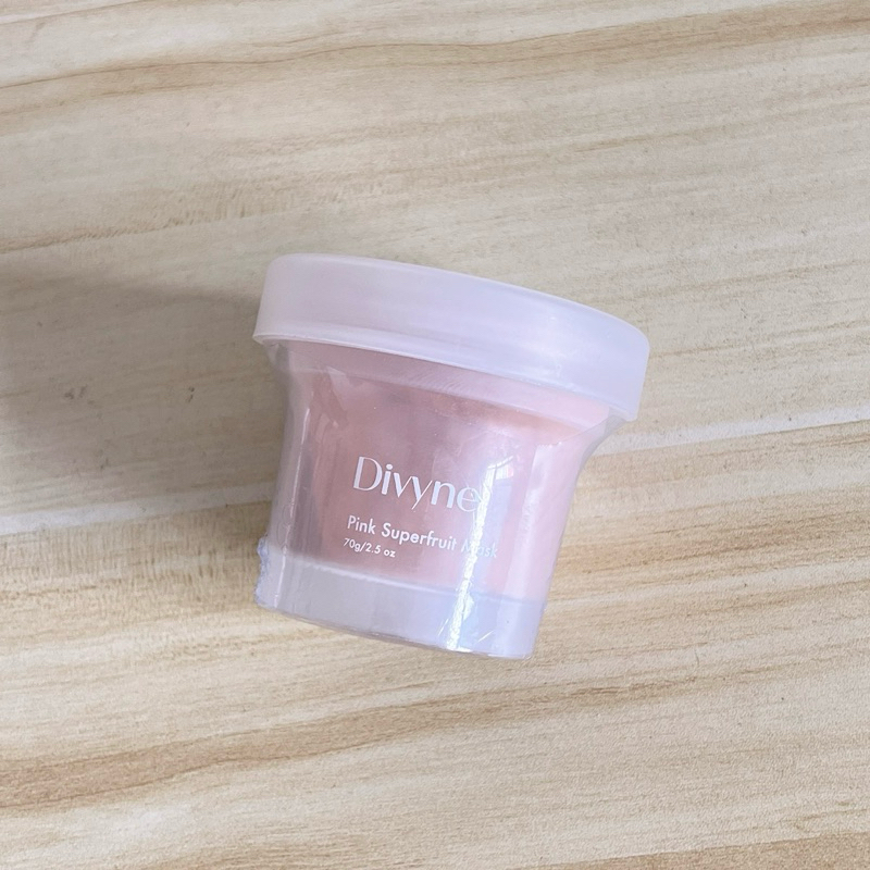 Divyne pink superfruit mask ตี99% พึ่งเปิดดมกลิ่น exp03/24 มีอายุหกเดือนหลังเปิดใช้ (ราคาเต็ม990)