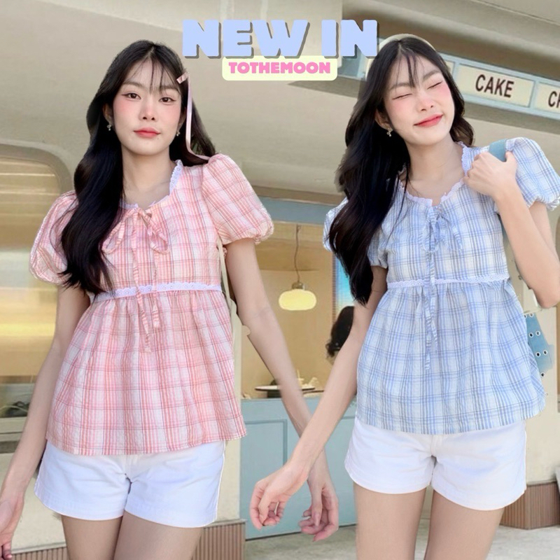 Mamildya.shop เสื้อแขนพองแต่งคอลูกไม้ สีใหม่น่ารักมากๆ ผ้าตัวนี้ลายน่ารัก มีเทคเจอร์/T3-1 /TOT-สก๊อต3