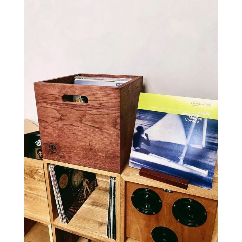 ลังเก็บแผ่นเสียงไวนิลลังใส่แผ่นเสียง(สามารถวางเรียงต่อกันได้)