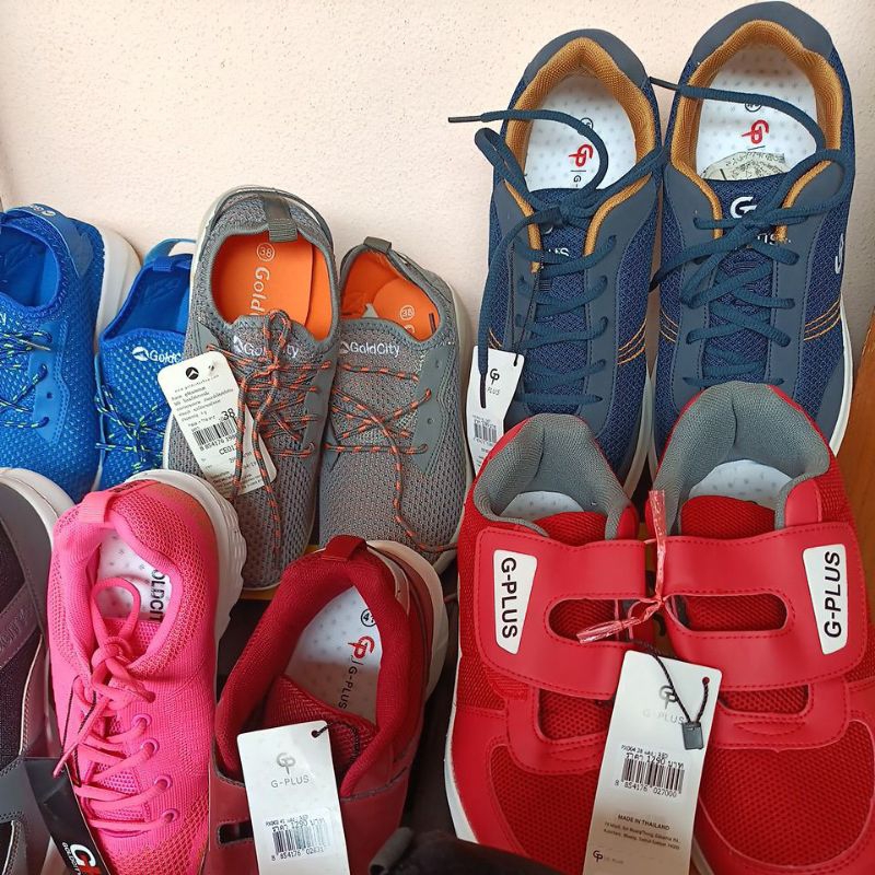 รองเท้าแบรนด์แท้ มือ 1