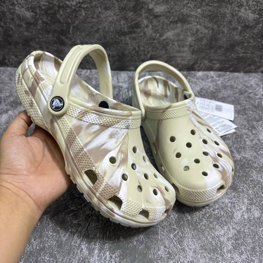 รองเท้า หัวโต สไตล์งานสวย Croocs CR Clog ( Unisex ) เบา ใส่สบาย 🚚พร้อมส่งทันที🚚