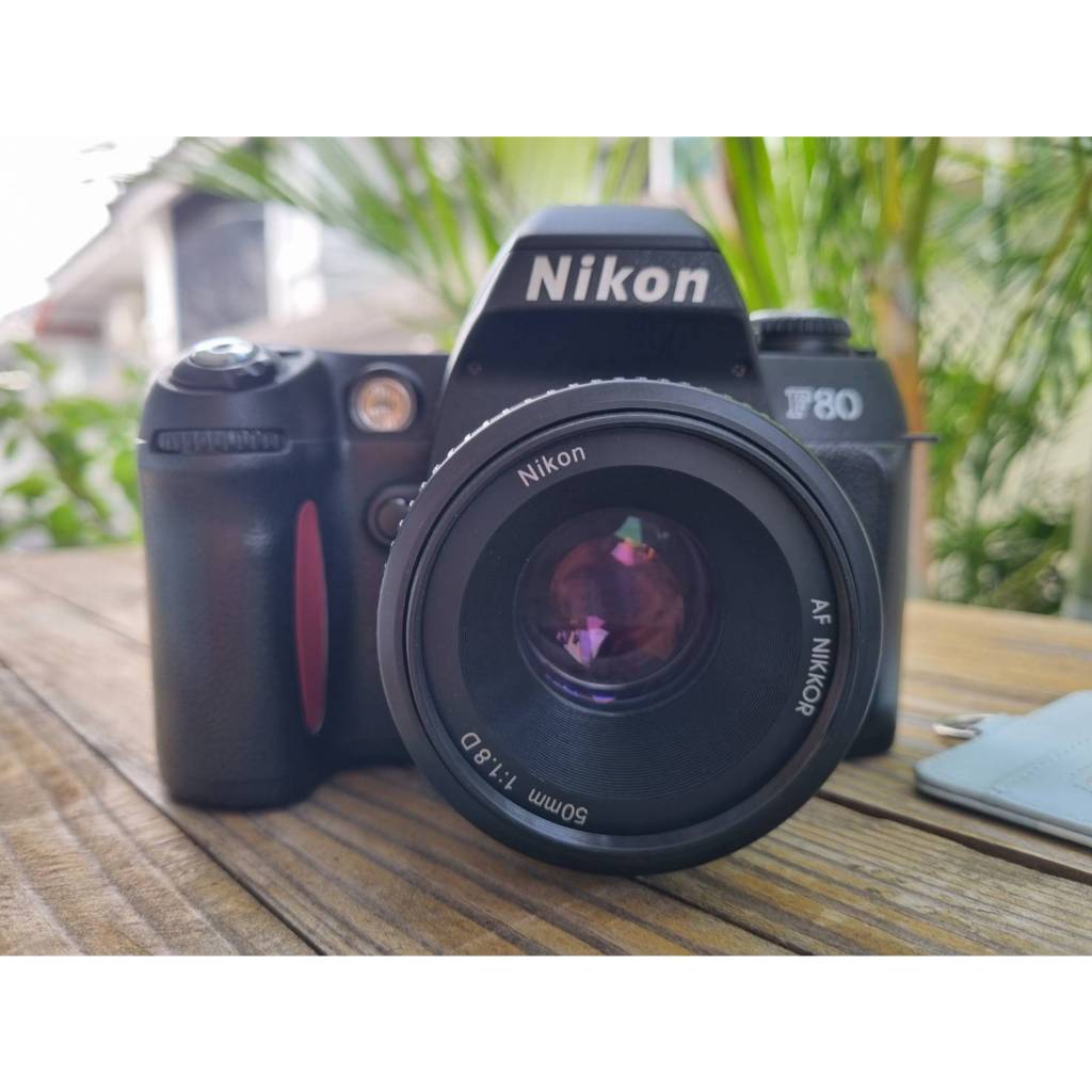 กล้องฟิล์ม : NIKON F80 พร้อมเลนส์