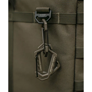 Cargo Container Hard Karabiner D