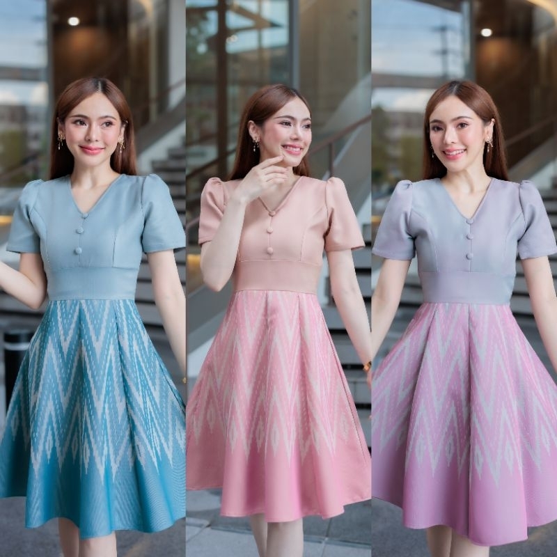 ชุดเดรสผ้าทอ คอวี แต่งขอบเอว แขนกระบอก กระโปรงบาน 8 ชิ้น อัดกาวทั้งชุด ทุกชิ้น ซิปซ่อนด้านหลัง