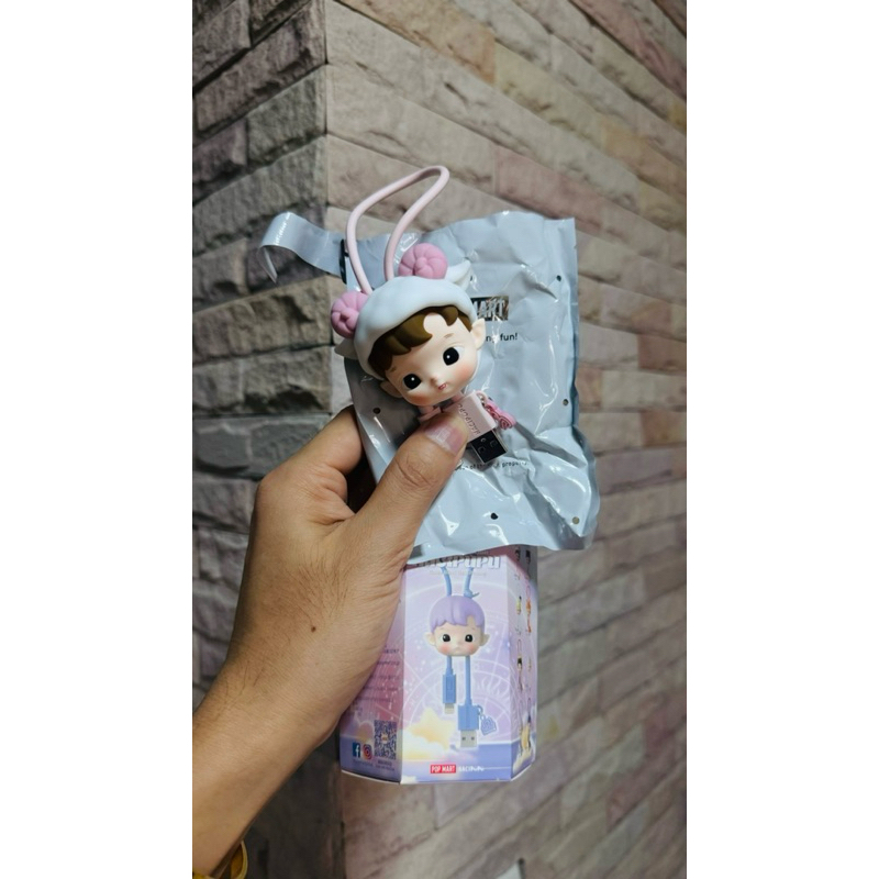 [POPMART] Hacipupu ราศีเมษ (สายชาร์จ lighting iPhone)