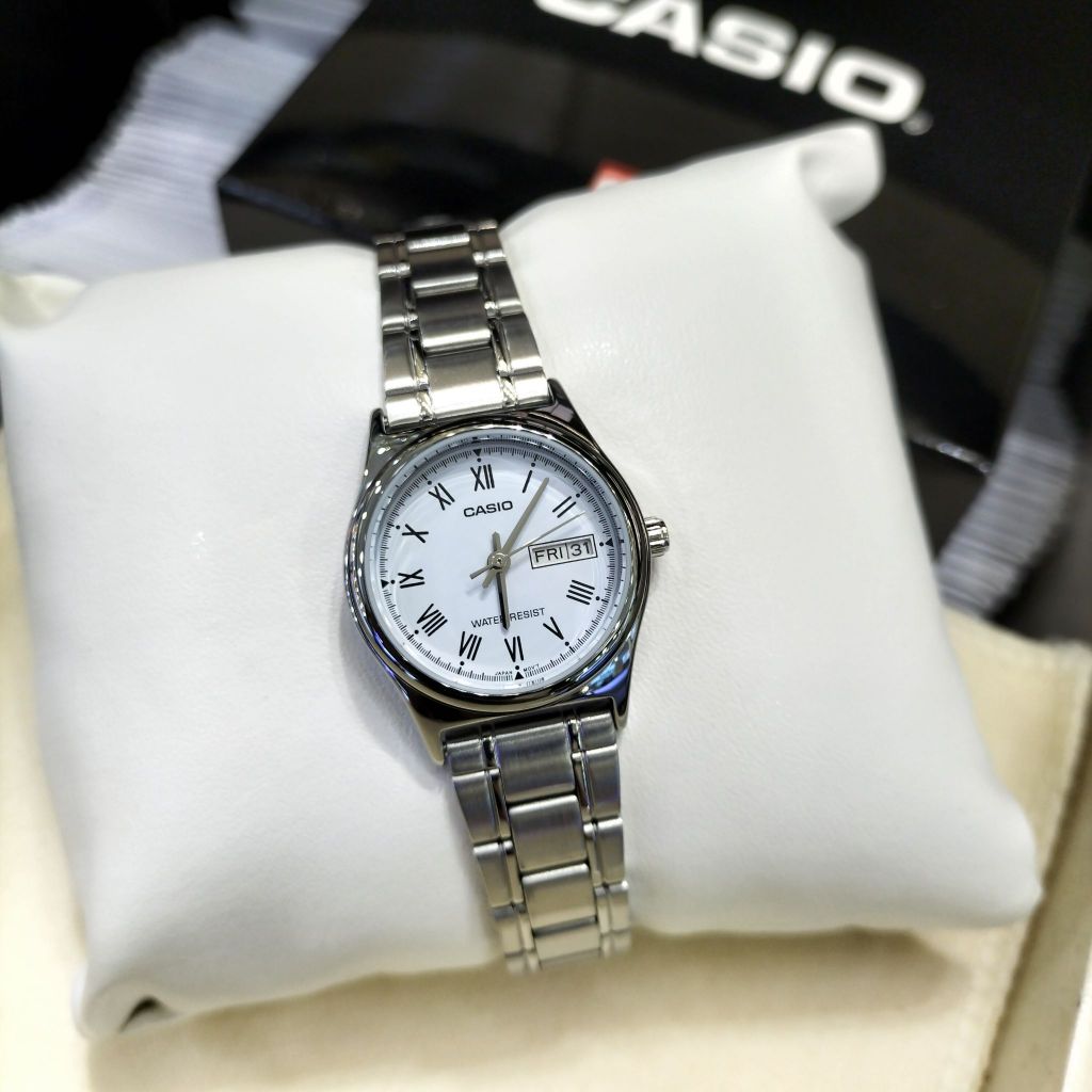 CASIO LTP-V006D หน้าปัด25มม. นาฬิกาหญิง สายสแตนเลส กันน้ำ แสดงวันที่-สัปดาห์ คาสิโอแท้ รับประกันศูนย์1ปี