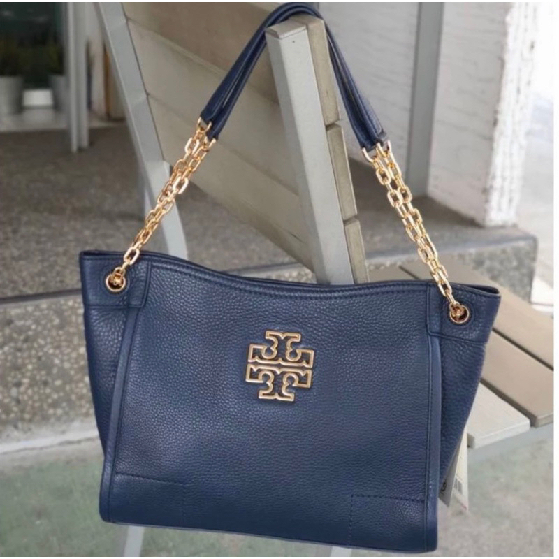 ส่งต่อ กระเป๋าถือสีกรม 39057 Tory Burch Britten  - Small Slouchy Leather Tote