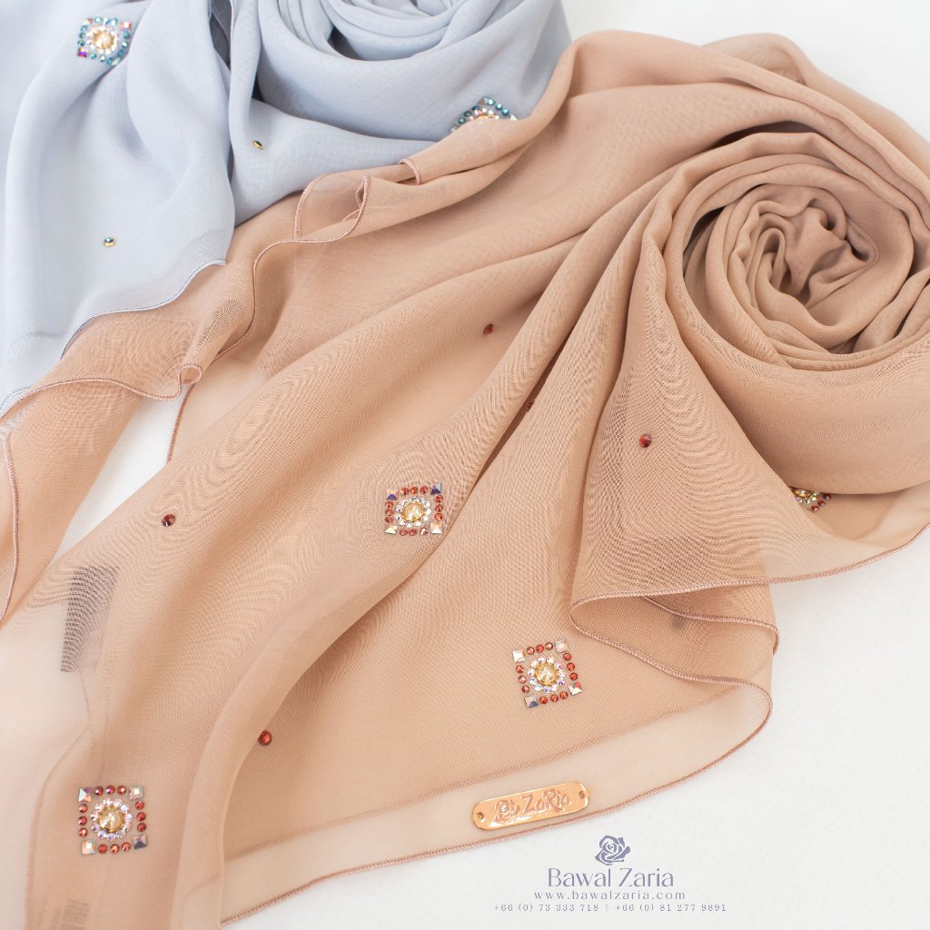 ZARIA Crystal Bawal ผ้าคลุมบาวาประดับคริสตัล
