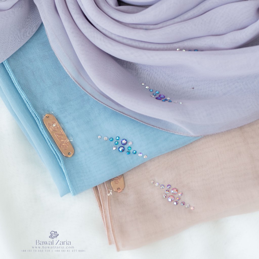 ZARIA Crystal Bawal ผ้าคลุมบาวาประดับคริสตัล