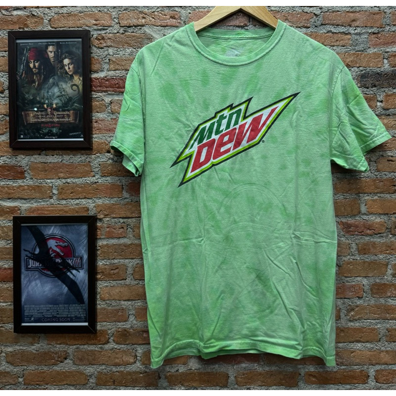 เสื้อยืดวินเทจมือสอง ลิขสิทธิ์แท้โลโก้ Moutain Dew สีเขียวอ่อนมัดย้อม ขนาดไซส์ M
