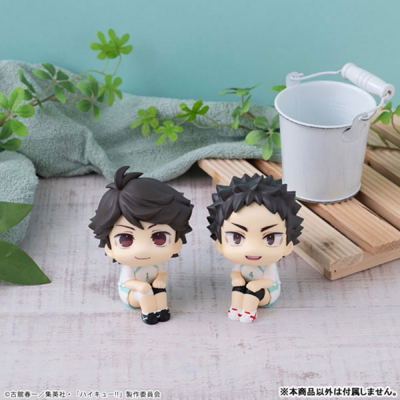 [Pre] Look Up Oikawa & Iwaizumi (นั่งจ๋องโอย อิวะ ชุดแข่ง) ไม่มีของแถม Haikyu ไฮคิว ของแท้💯