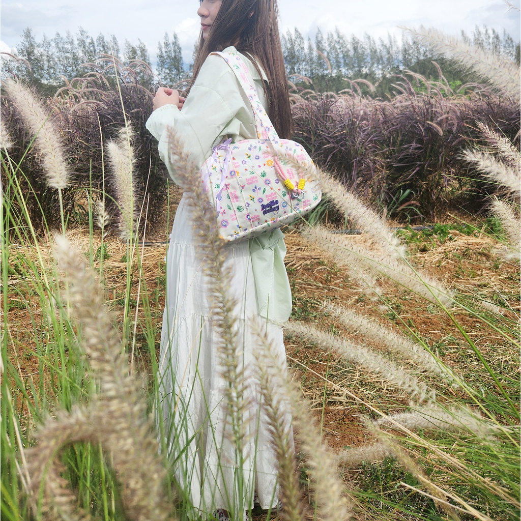 [Hello Daisy]-Molly bag กระเป๋าแบรนด์ไทย กระเป๋าสะพายไหล่ ผ้าแคนวาสพิมพ์ลาย