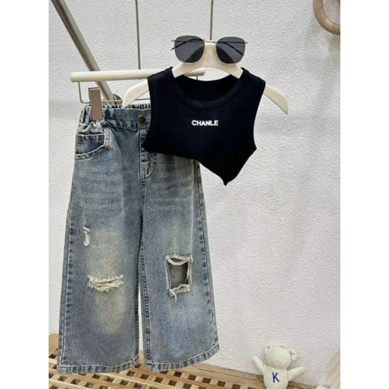 ชุดเซตลูกสาวเสื้อกร้าม Chanel กางเกงยีนแท้ งานจริงไม่มีกระเป๋าข้าง (งานจริงรูปสุดท้าย)
