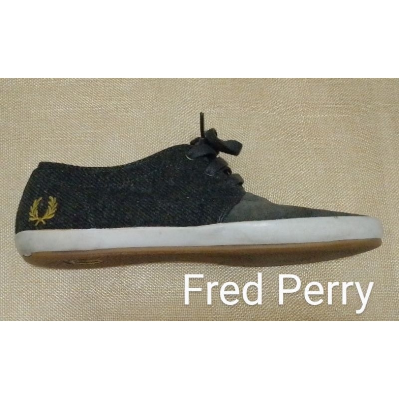 รองเท้าผ้าใบ มือ2 Fred Perry