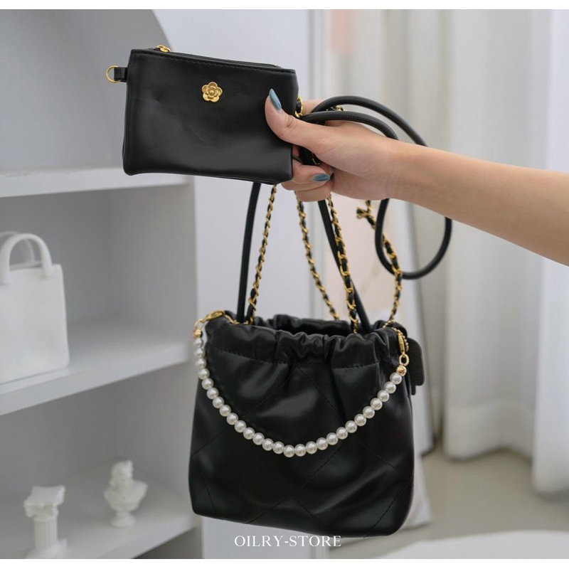 ส่งต่อกระเป๋า Lastel Oilrystore สีดำ มีสายครบ✅