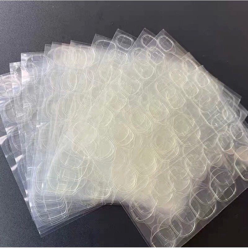 ซิลิโคนใสติดเล็บปลอมแผ่นละ7บาท