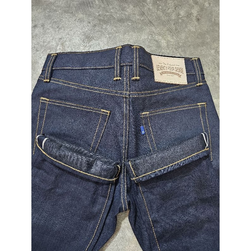 74 Denim 15Oz. สีindigo x black กระบอกเล็ก,ตรง,ใหญ่ 750THB. รุ่น Gate to 74Denim 15Oz. ประตูสู่74DEn