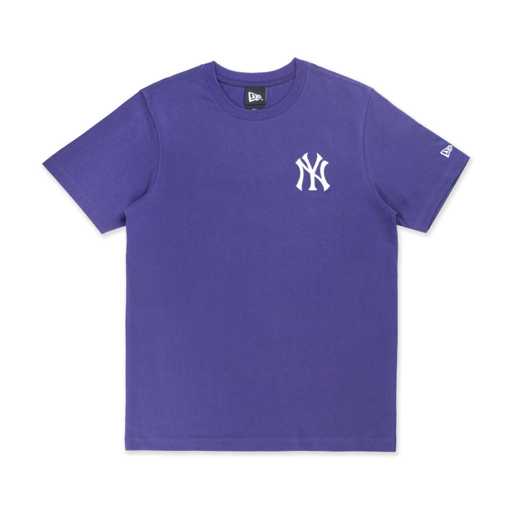 NEW ERA เสื้อยืดแขนสั้น รุ่น NEW YORK YANKEES COLOR ERA PURPLE SHORT SLEEVE T-SHIRT