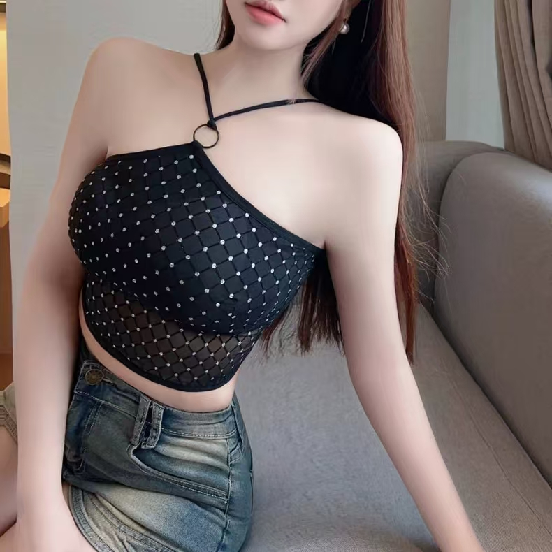 สินค้าพร้อมส่ง บราคล้องคอ มีฟองน้ำ บราสายเดี่ยว บราเเฟชั่น เสื้อสทยเดี่ยว ทรงสวย ใส่สบาย D1895