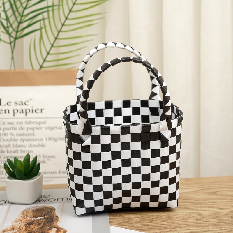 Tnicoo  งานสุดปังพร้อมส่ง กระเป๋าสานแฟชั่น งานสวย ดีเทลตัวสาน งานพลาสติก น้ำหนักเบา ทนทาน สีสดใส พร้อมส่ง 4 สีให้เลือ