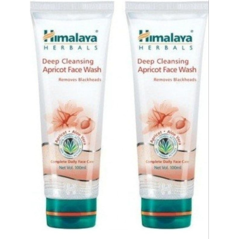 Himalaya Herbals Gentle Exfoliating Daily Face Wash, 100ml