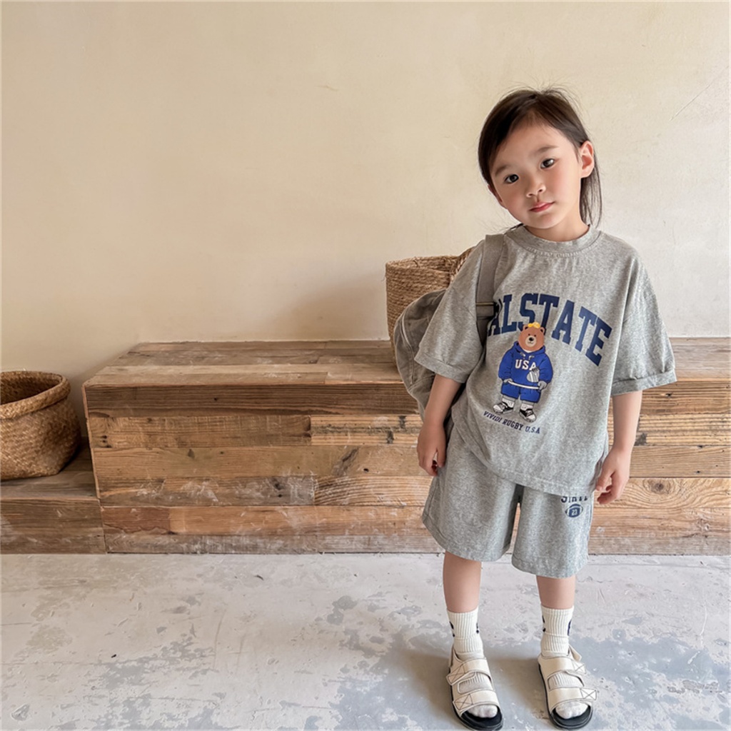 Beryl kids ชุดเซ็ทเด็กแฟชั่น ชุดสูทลําลองสําหรับเด็กฤดูร้อน พิมพ์ลายหมีน่ารัก ชุดสองชิ้น สไตล์เกาหลี ใส่สบาย ราคา ถูกที่สุด ดีลบีเคเค แกลเลอรีภาพที่ 5