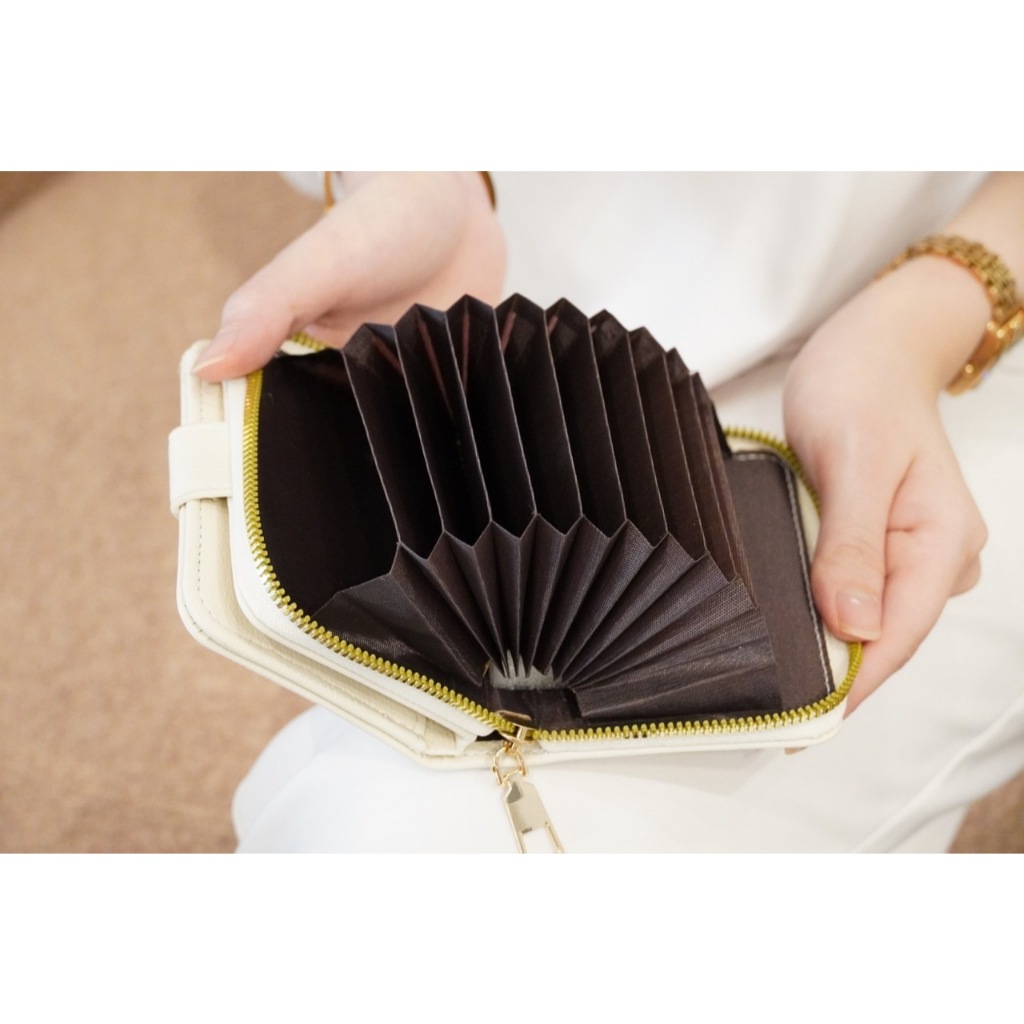 กระเป๋าสตางค์ ใบสั้นผู้หญิง แบรนด์ Hallelujah รุ่น Wallet H size S