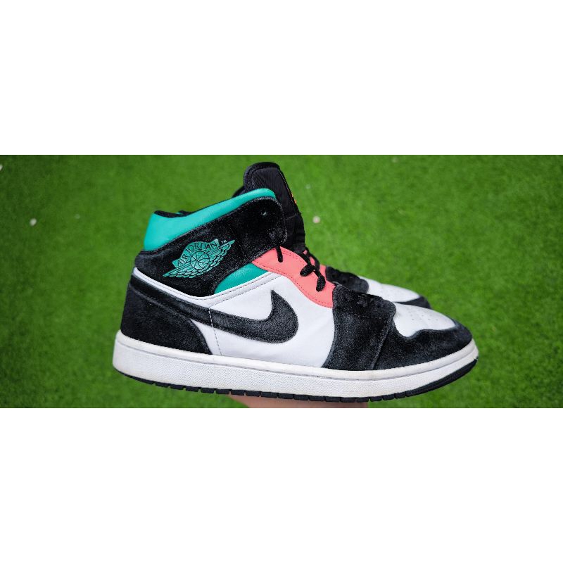 Nike Air Jordan 1 Mid SE South Beach (ปี2020) -Size: 10 US /44 (28 Cm.)