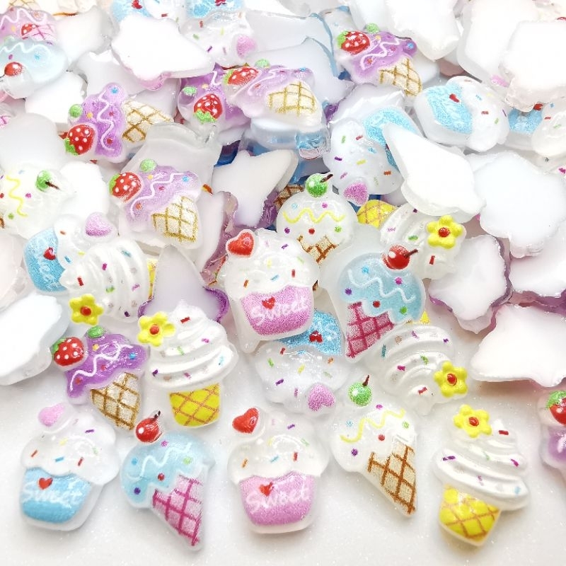 1ห่อมี20ชิ้น เรซิ่น การ์ตูน​ จิ๋ว​ๆ​ 0.5-1ซม​ ใช้ติดเล็บ​ ต่างหู​ ได้คะ - รูปที่ 6