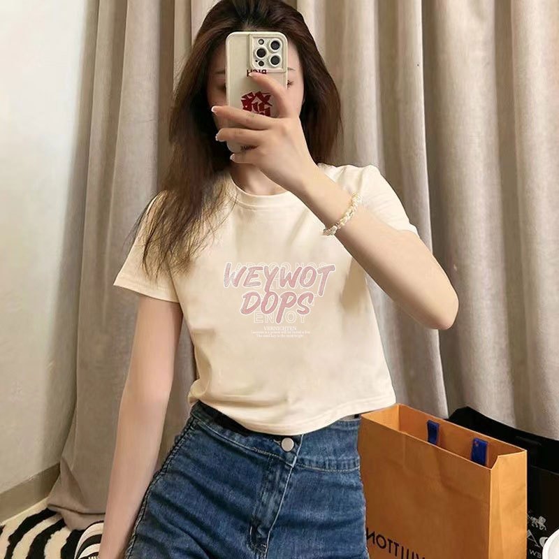 เสื้อยืดสั้นผู้หญิง เสื้อยืดแขนสั้นผู้หญิง 2024 ฤดูร้อนเสื้อยืดแขนสั้นคอกลมแขนสั้นคอกลม เสื้อผ้าโอเวอร์ไซต์