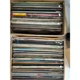 กล่องสุ่มแผ่นเสียงไวนิลสุดคุ้ม LP ขนาด 12 นิ้ว 10 แผ่น สุ่มเพลงสากล B2-11