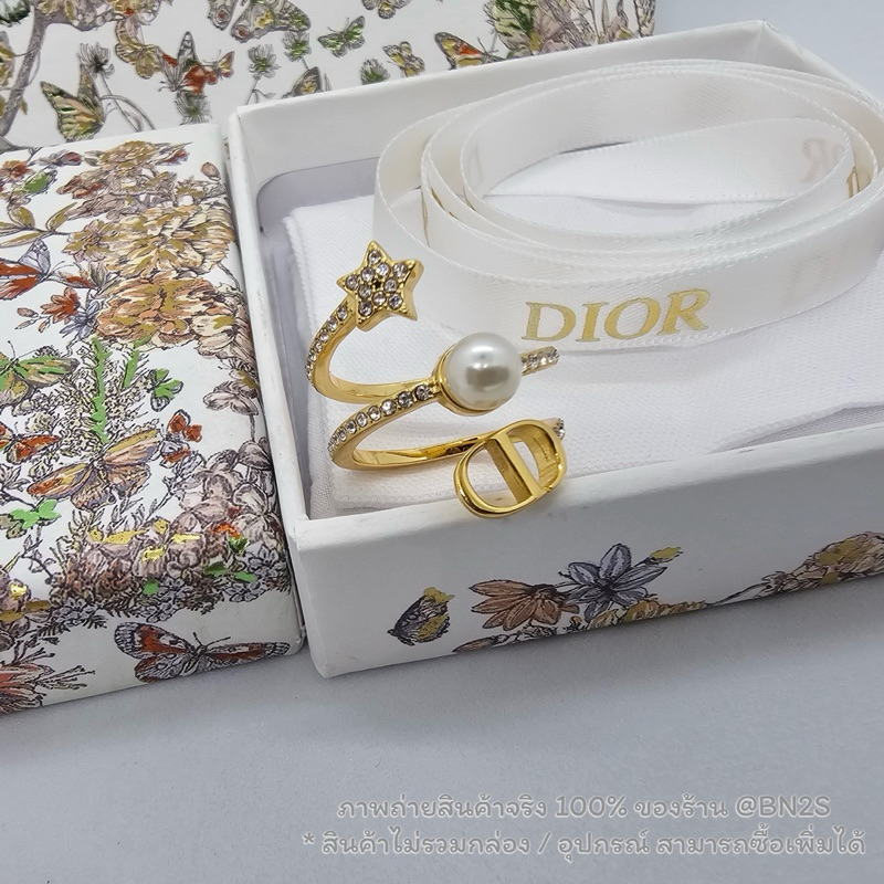 [ออริ] CD STAR AND PEARL RING แหวนดิออ รูปเกลียวประดับดาว ไขมุก คริสตัล อะไหล่สีทอง งานสวยปั๊มด้านหลัง ภาพสินค้าจริง
