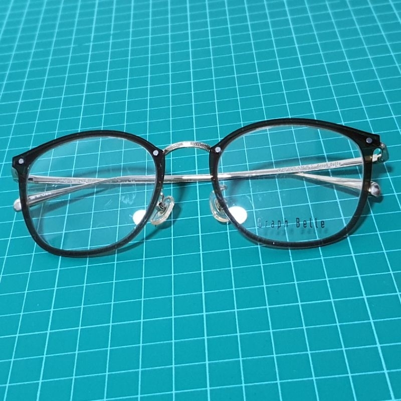 Graph Belle OWNDAYS แว่นตา กรอบแว่น⚠️สินค้ามือสอง⚠️รบกวนอ่านก่อนนะคะ🙏🙏