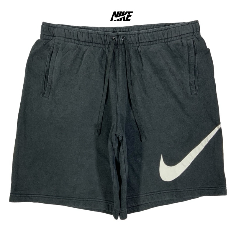 กางเกงขาสั้น NIKE BIG SWOOSH สีดำสนิท มือ2 สภาพดี