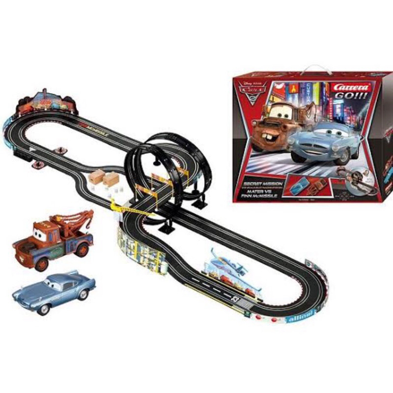 Disney Cars 2 Carrera USA GO! Secret Mission Mater Vs Finn McMissile